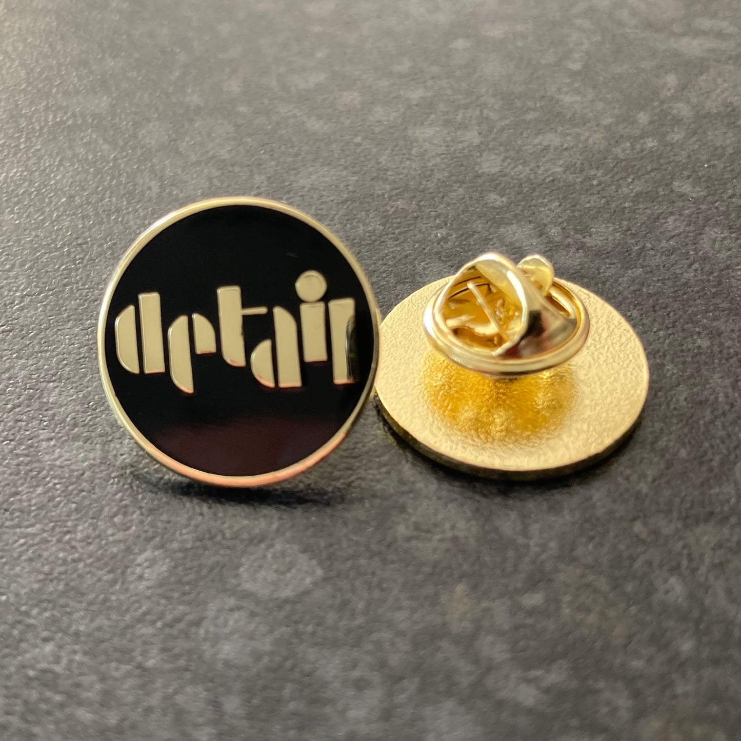 (DM_01) 'Detail Magazine' Enamel Pin